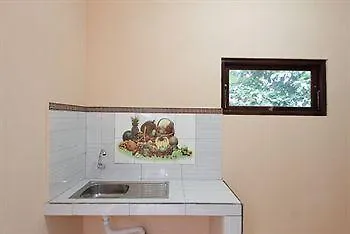 אובוד Citrus Tree B&B - Arik