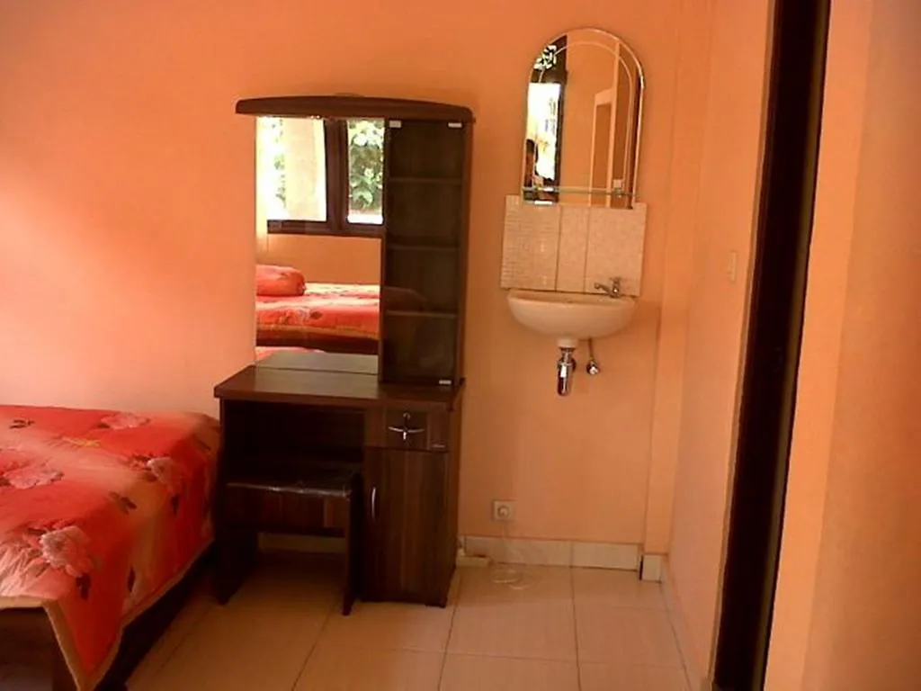 אובוד Citrus Tree B&B - Arik