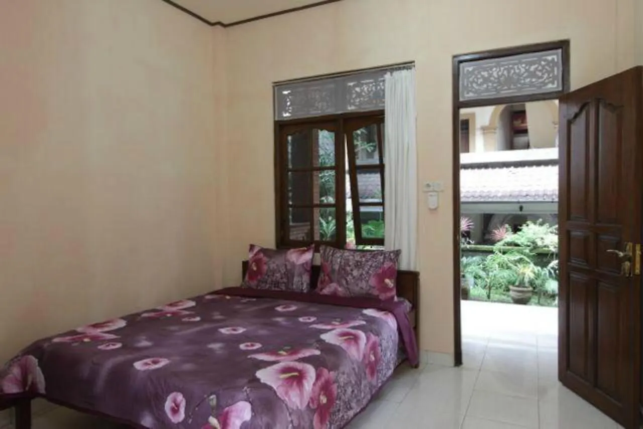 Citrus Tree B&B - Arik Ubud